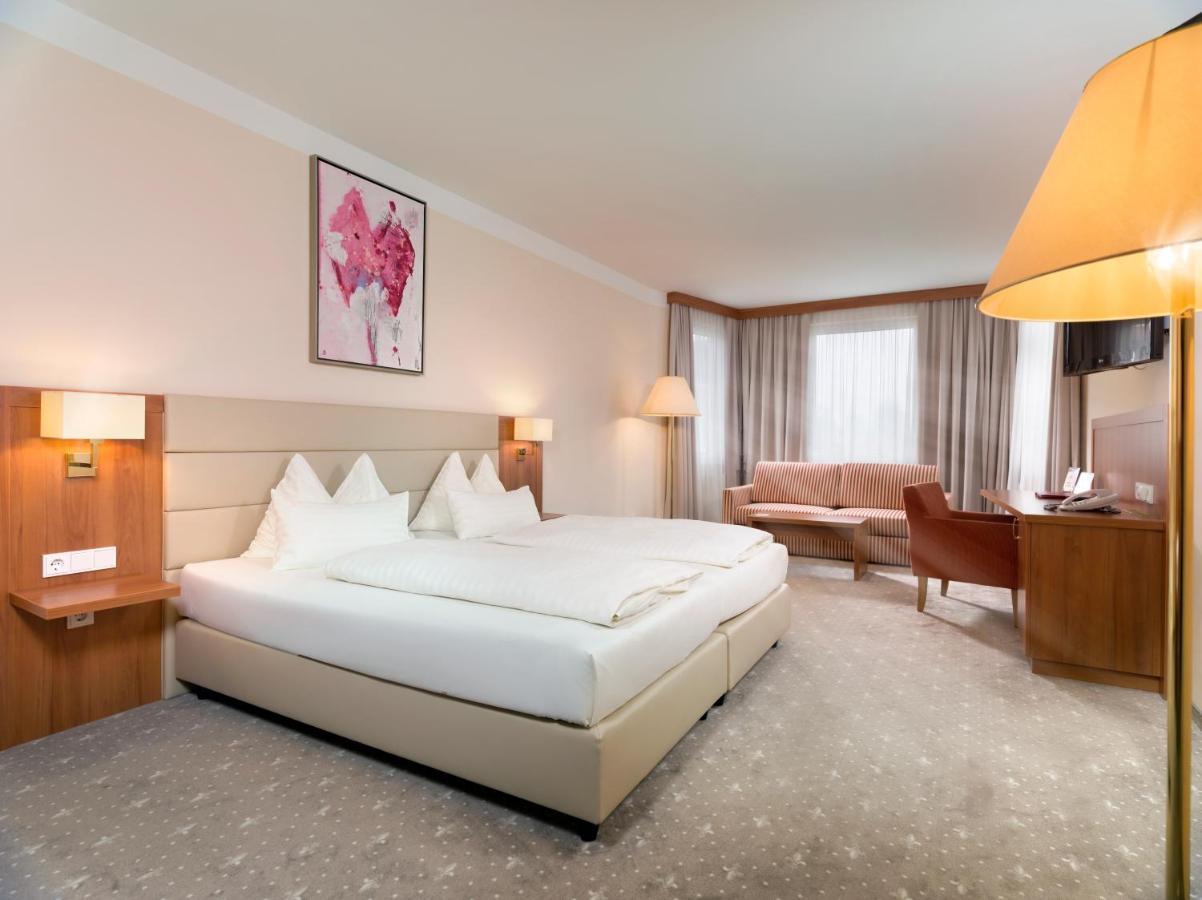 Vergeiner'S Hotel Traube Лиенц Экстерьер фото