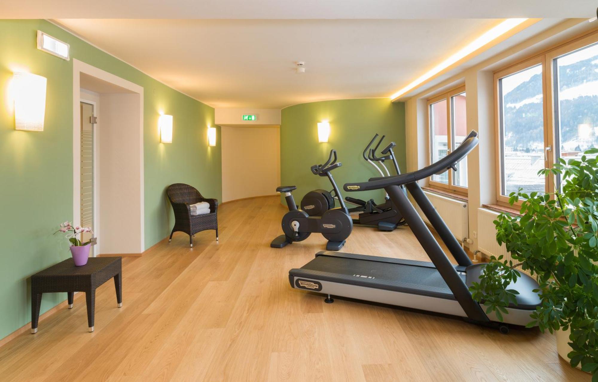 Vergeiner'S Hotel Traube Лиенц Экстерьер фото