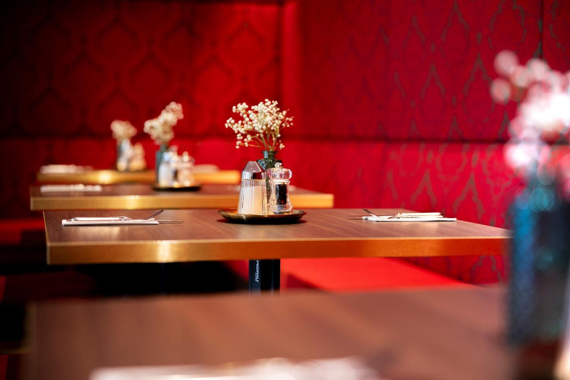 Vergeiner'S Hotel Traube Лиенц Экстерьер фото