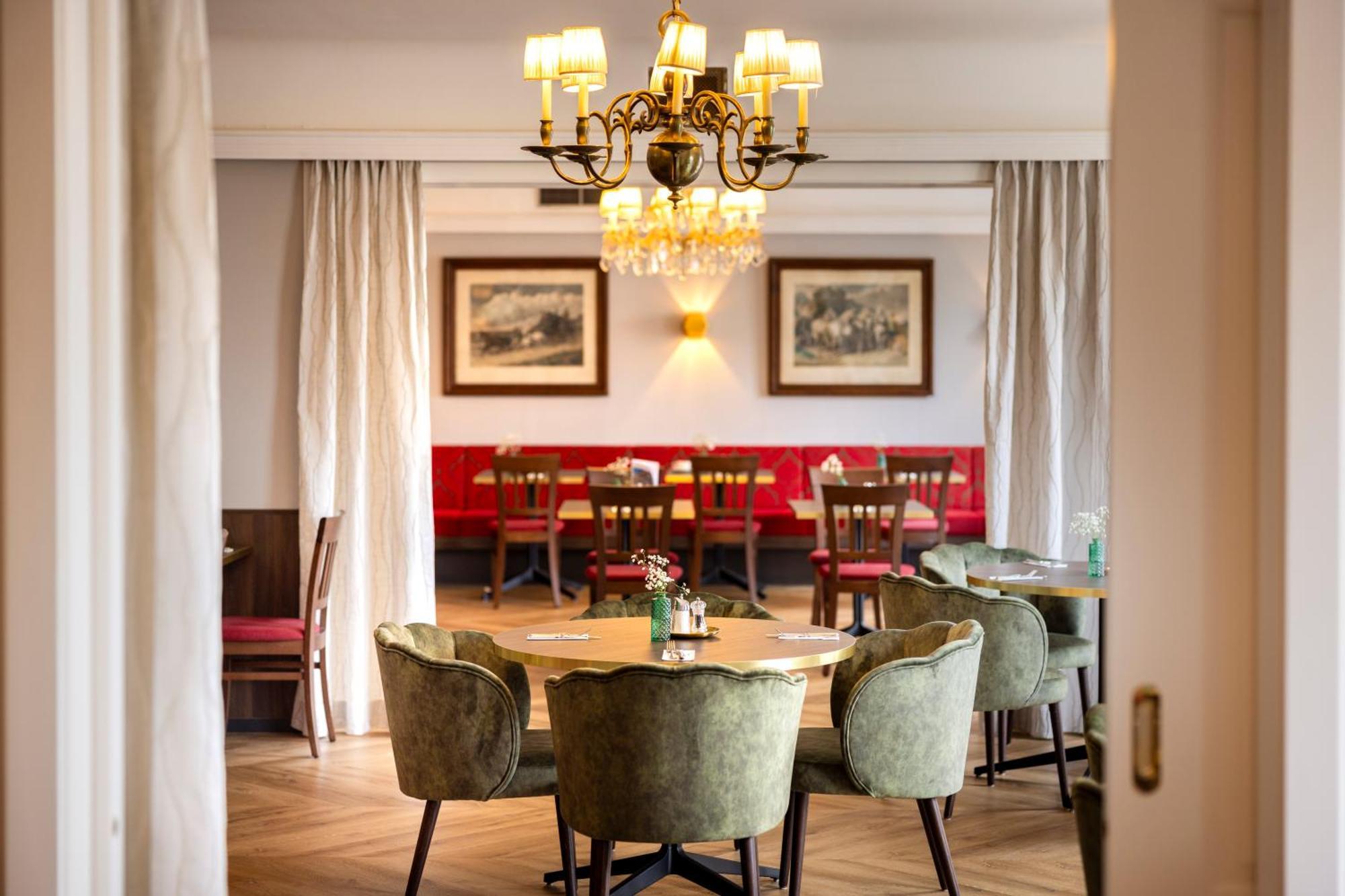 Vergeiner'S Hotel Traube Лиенц Экстерьер фото