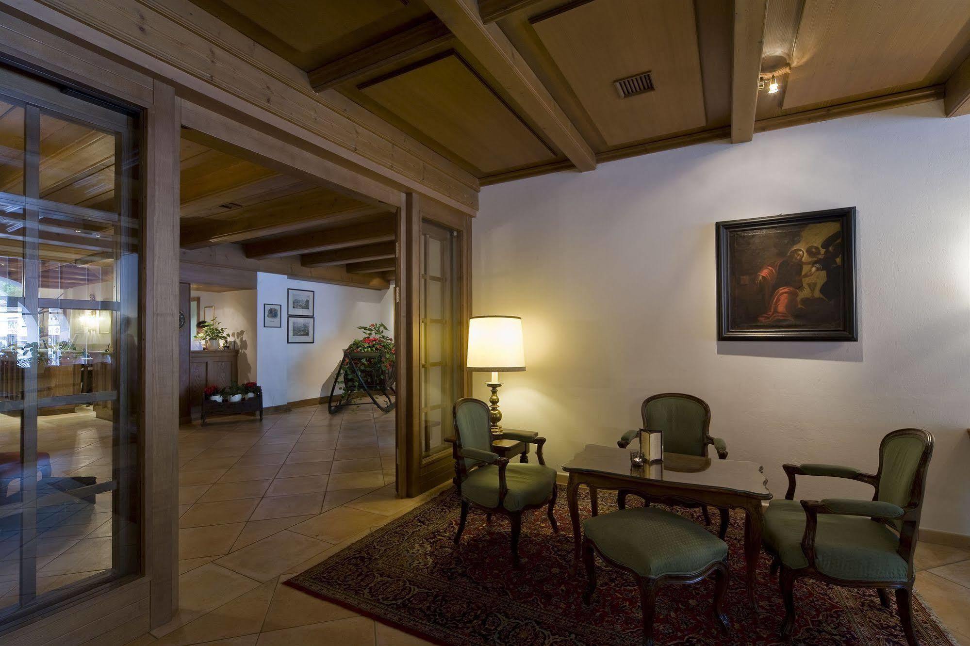 Vergeiner'S Hotel Traube Лиенц Экстерьер фото